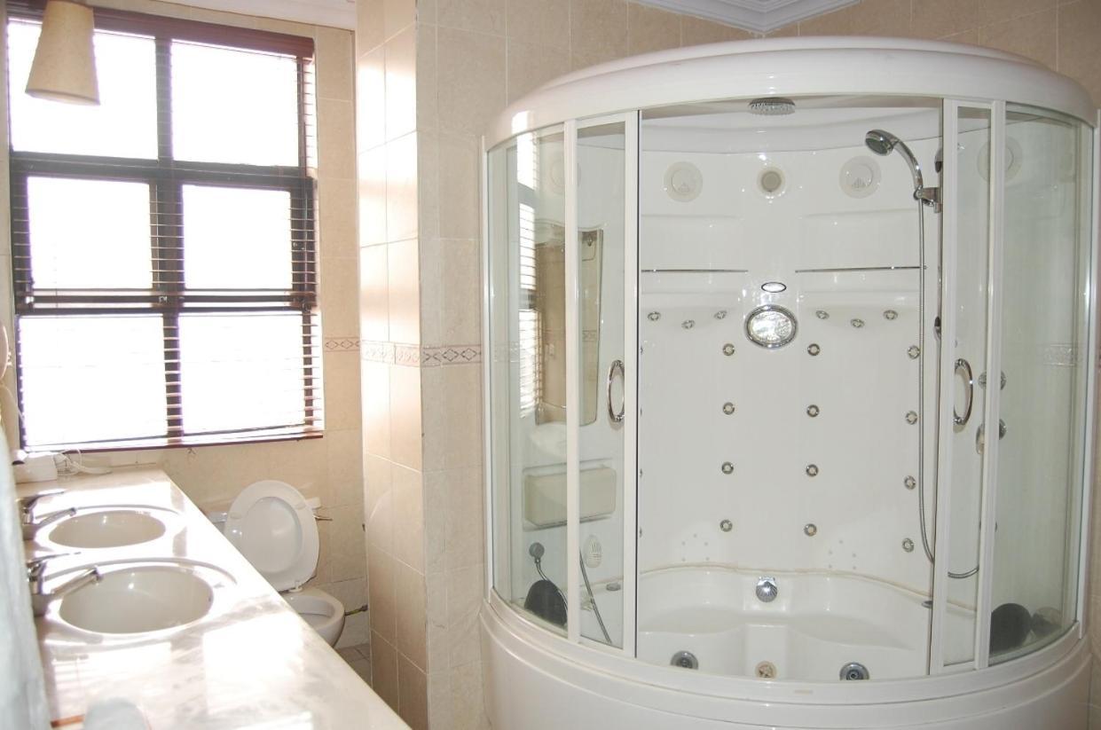 Owu Crown Hotel Ibadan Rom bilde