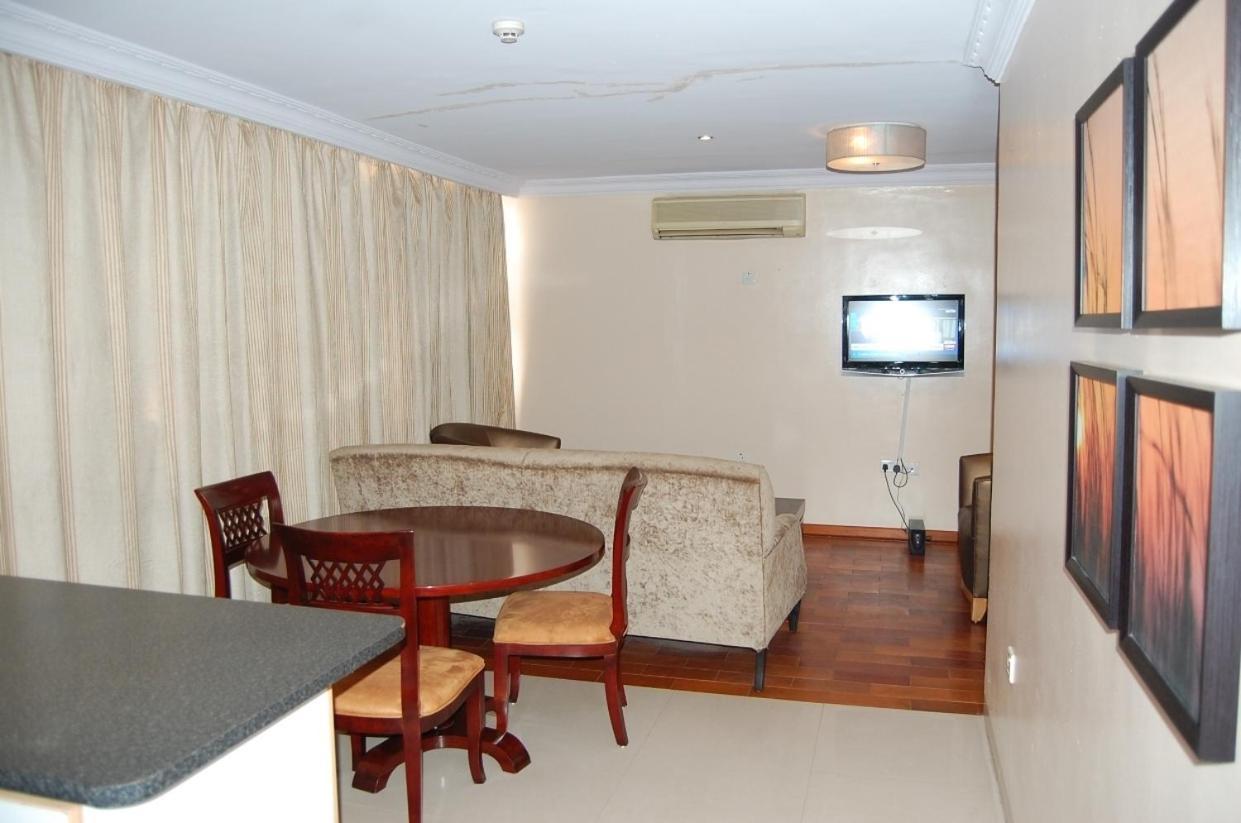 Owu Crown Hotel Ibadan Eksteriør bilde